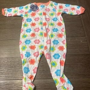 Gerber
100% COTTON  baby girl onesie